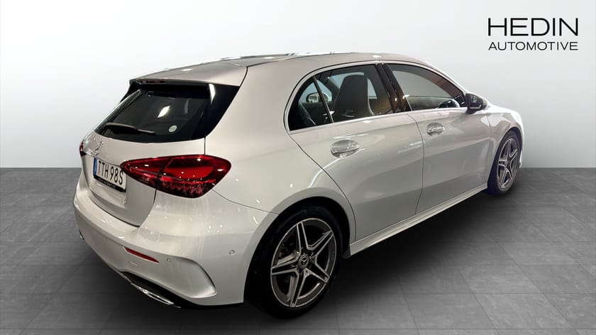Bild 3 av Mercedes-Benz A 200 AMG Line Advanced Plus