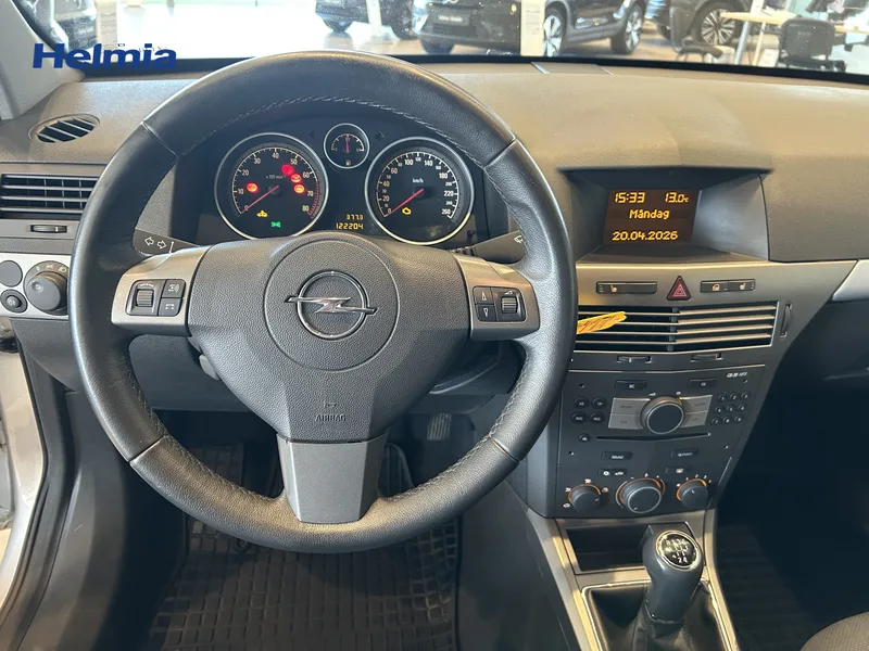 Bild 10 av 16 – Opel Astra