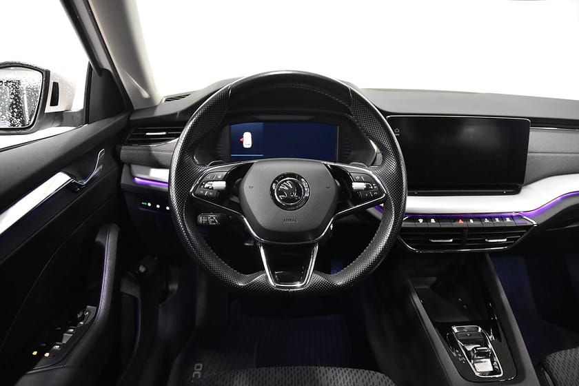 Bild 2 av Škoda Octavia Kombi 1.0 TSI Style Komfort P-värm AdaptivF Rattv Dragkrok