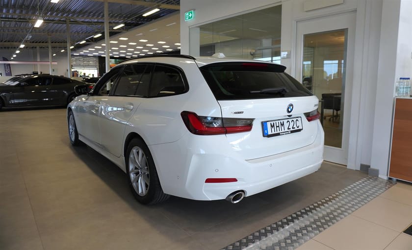 Bild 4 av BMW 330e xDrive Touring