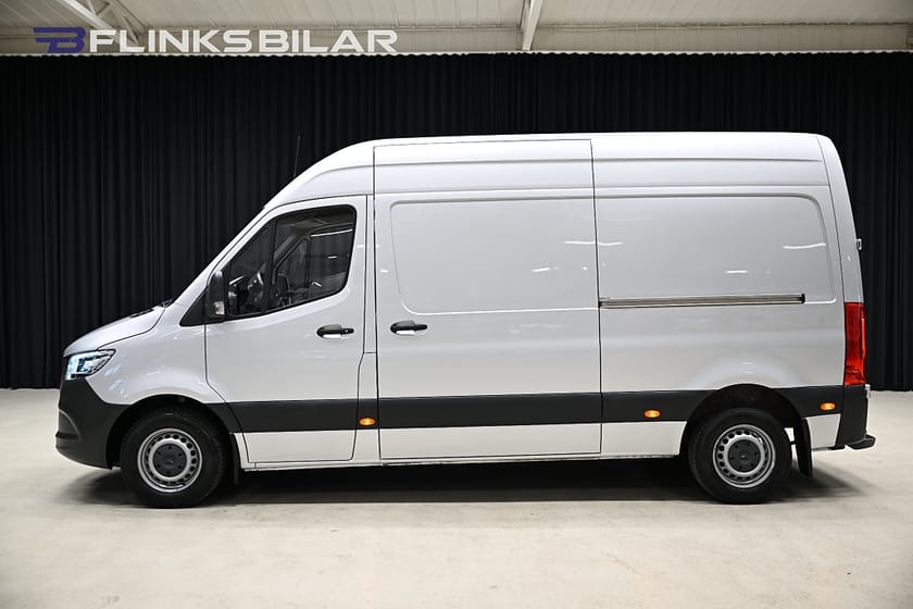 Bild 2 av Mercedes-Benz Sprinter 315 CDI FWD Panel Van 9G 150HK Dubbeldörr|LED|Uppvärmt-skåp|Leasbar