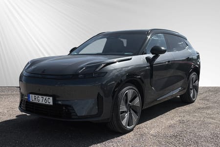 Lynk & Co 08 PHEV More