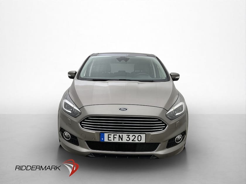 Bild 2 av Ford S-Max 2.0 240hk Business 7-Sits Pano Kamera Navi Drag