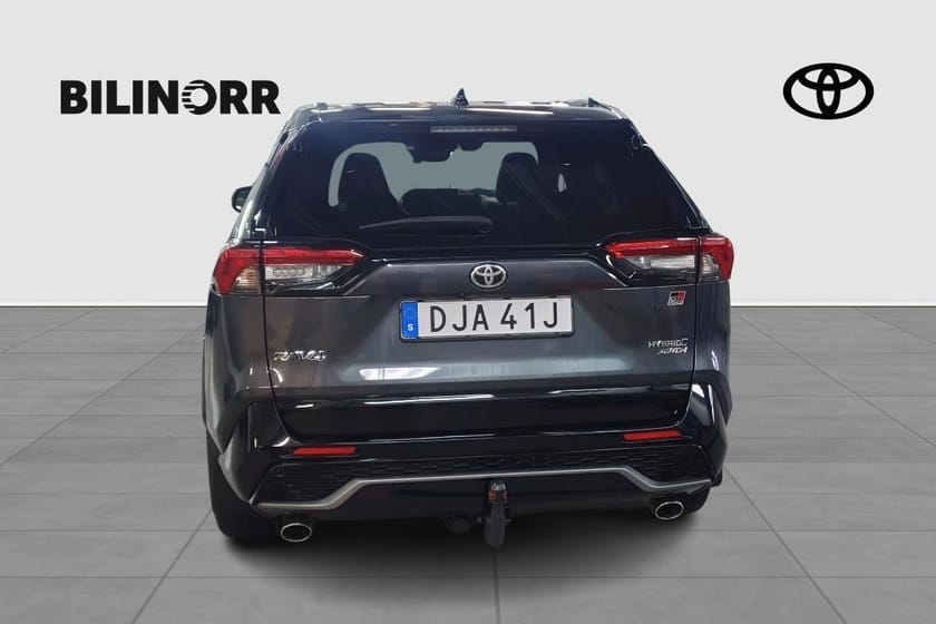 Bild 4 av Toyota RAV4 Hybrid AWD-i 2,5 GR Sport | Vinterhjul | Dragkrok | Motorvärmare |