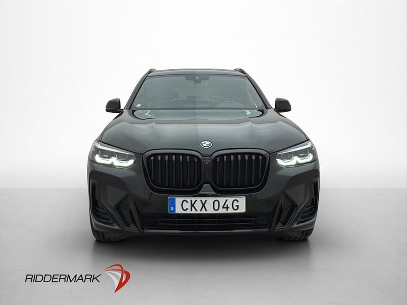 Bild 2 av BMW X3 xDrive30e 292hk M Sport Skinn Kamera Drag Ambient