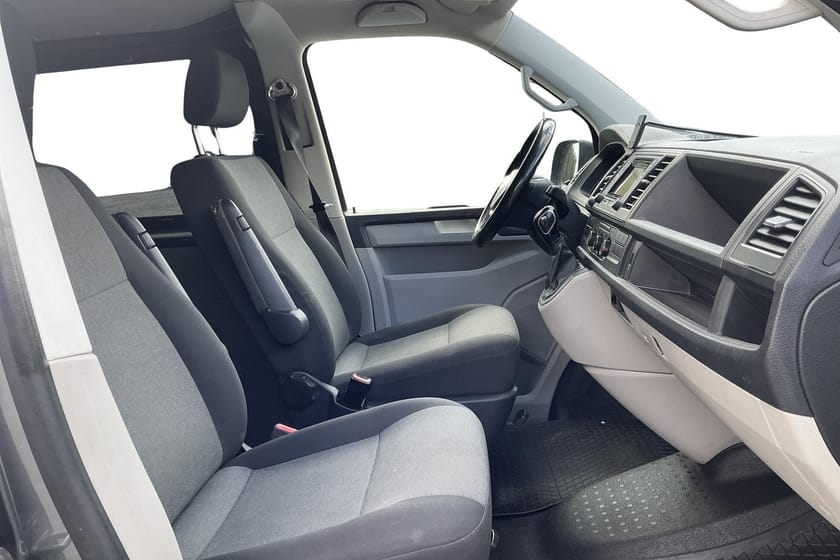 Bild 5 av Volkswagen Transporter Kombi T6 2.0 TDI BMT Skåp (150hk)
