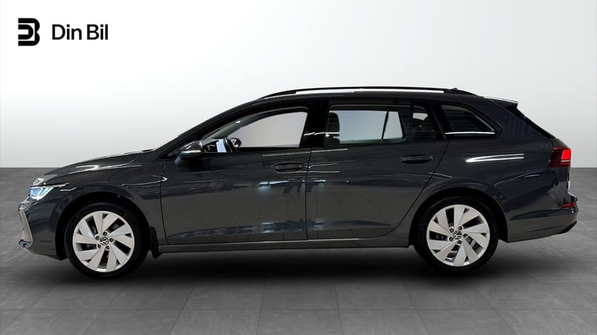 Bild 2 av Volkswagen Golf Sportscombi Kombi 1.5 eTSI 150hk Drag Teknikpaket