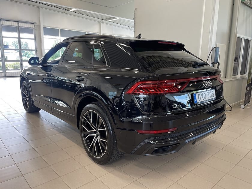 Bild 4 av Audi Q8 50 TDI quattro 50TDI 286HK Tiptronic S-line / Pano / B&O 3D mm