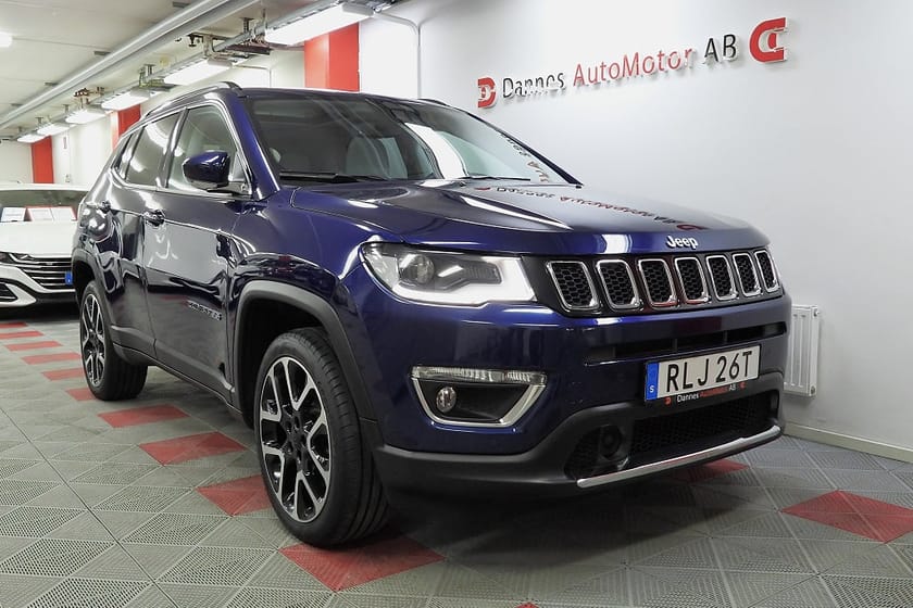 Bild 5 av Jeep Compass 4xe PHEV AWD Plug-in Hybrid Panorama SoV Hjul