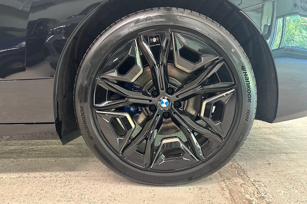 BMW iX xDrive60, 544hk, 2026