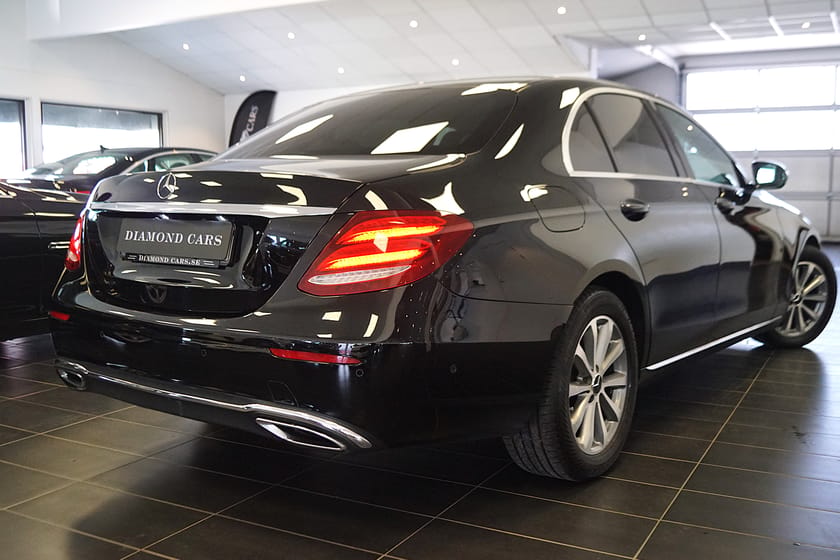 Bild 5 av Mercedes-Benz E 220 d Navi Drag Backkamera Vinterdäck