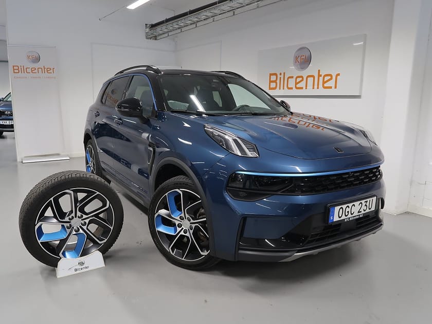 Bild 1 av Lynk & Co 01 PHEV V-Däck ingår 360°-Infinity-Pano-Elstol-Navi-CarPla