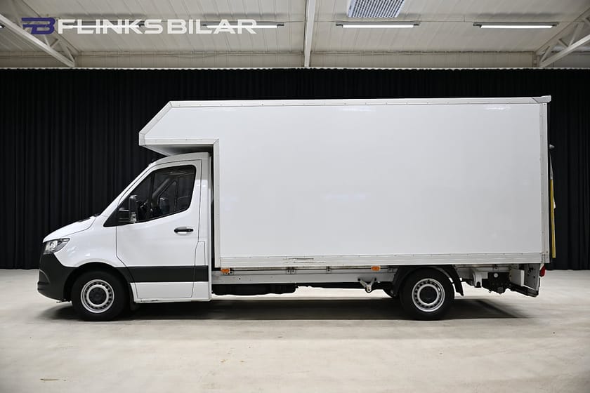 Bild 2 av Mercedes-Benz Sprinter 316 CDI Chassi Automat|Volymskåp|BG-Lyft|Överhäng|Flyttbil