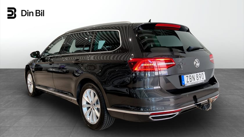 Bild 3 av Volkswagen Passat Variant GTE Hybrid 218hk Drag/Executivepaket