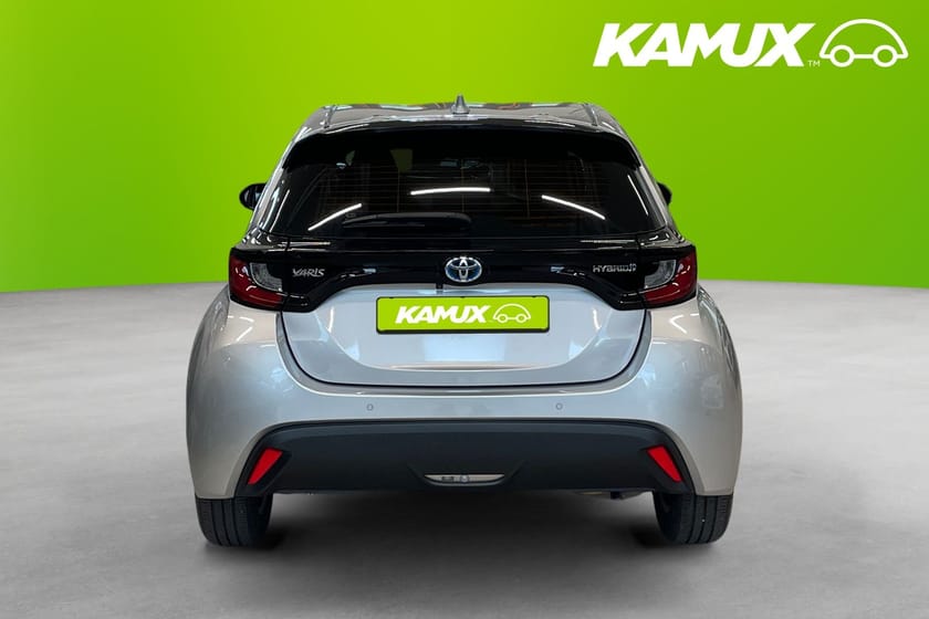 Bild 5 av Toyota Yaris Hybrid CVT Active  Kamera Rattvärm En ägare!