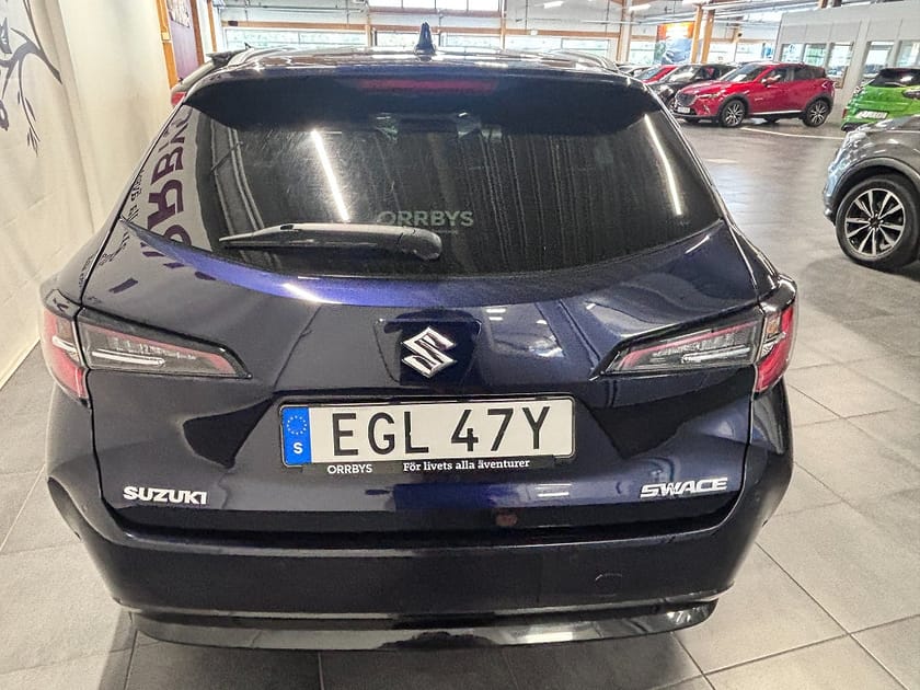 Bild 4 av Suzuki Swace Hybrid 122hk Inclusive, Fullutrustad Nyservad Motorvärm