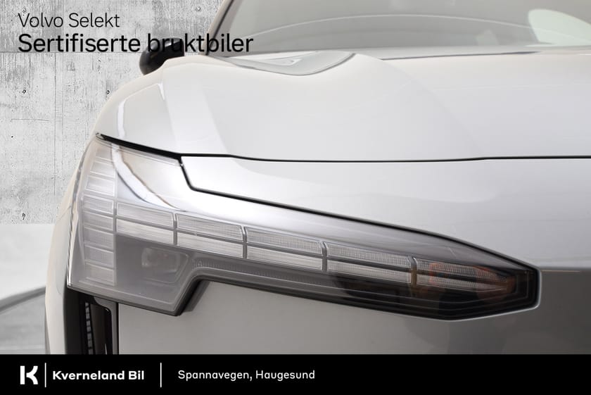 Bilde 3 av Volvo EX30 Single Motor Extended Range 272 HK/Plus/Ryggekamera/Hengerfeste