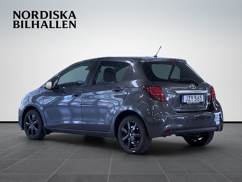 Bild 5 av Toyota Yaris Hybrid e-CVT Active, Edition Feel Backkamera Värmare