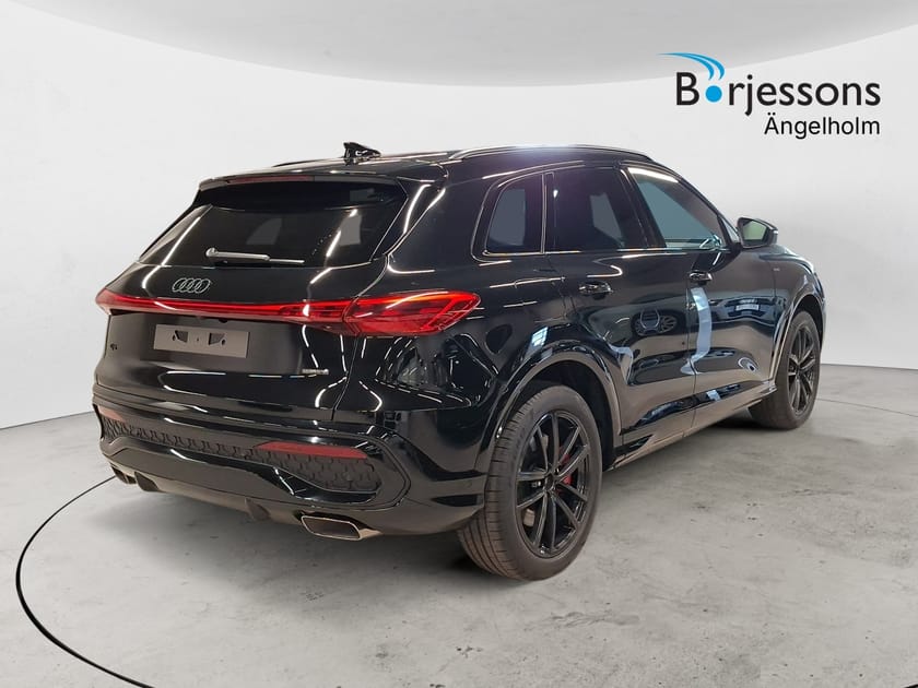 Bild 3 av Audi Q5 e-hybrid quattro SUV 270 KW S TRONIC