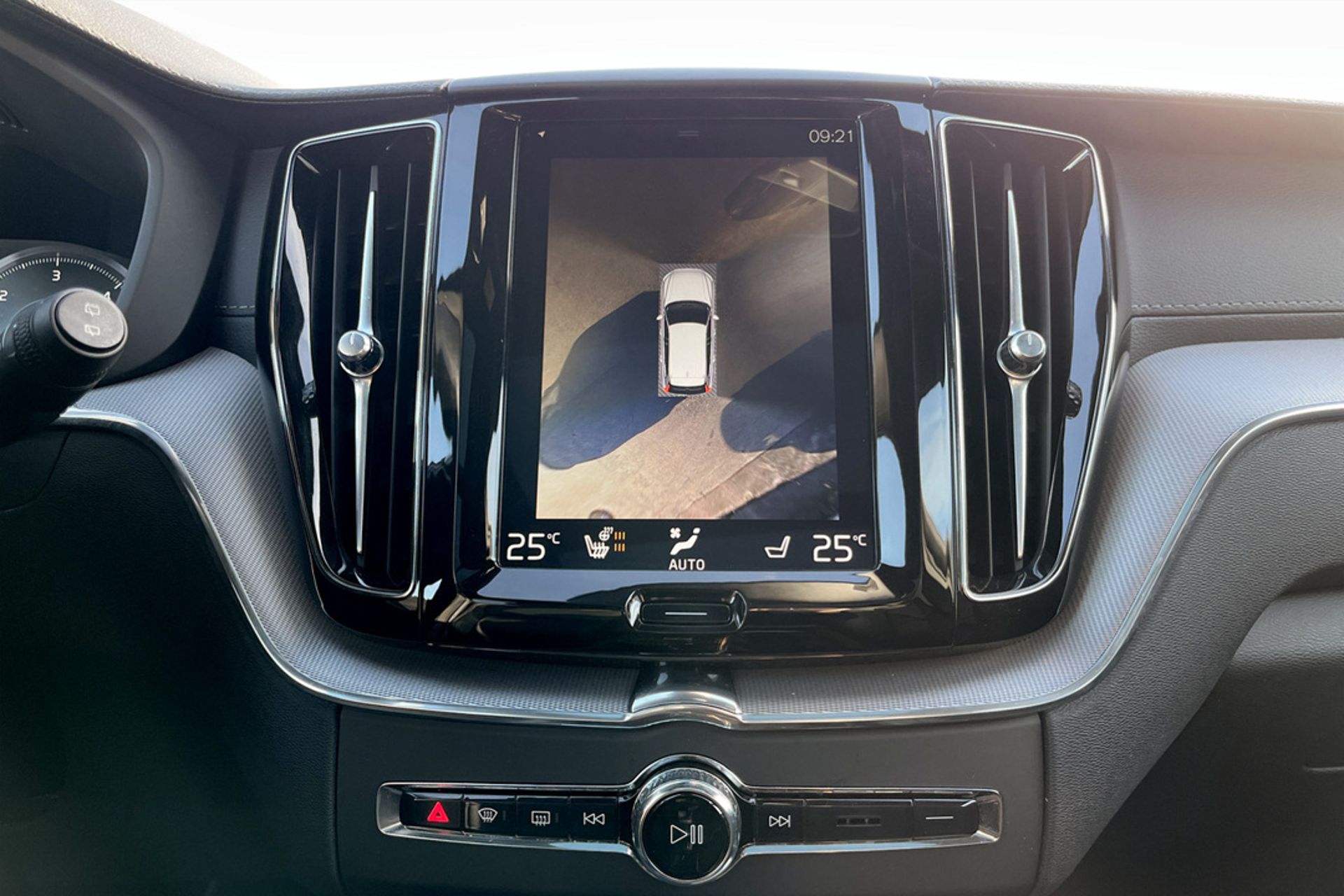 Volvo XC60 B4 AWD 2020, bild 6/9