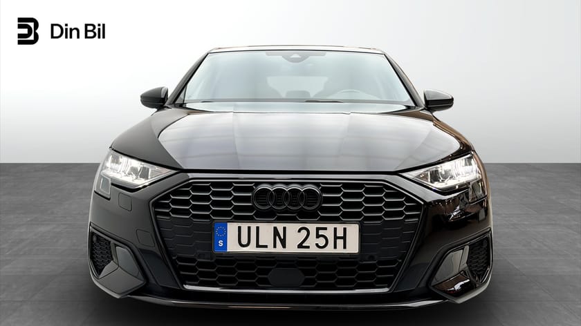 Bild 4 av Audi A3 Sportback 35 TFSI 150HK Black Optik PANO