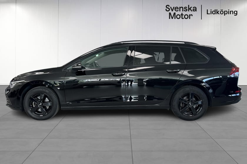 Bild 3 av Volkswagen Golf Sportscombi 1.5 eTSI I Cockpit I Drag I Adaptiv Farthållare