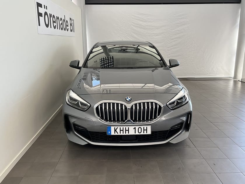 Bild 2 av BMW 118i 118 4,95 ränta M Sport Rattvärme Park Assist