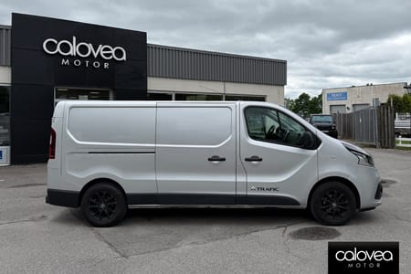 Renault Trafic Skåpbil 2.9t 1.6 dCi 145 hk Manuell - Dragkrok, Dieselvärmare