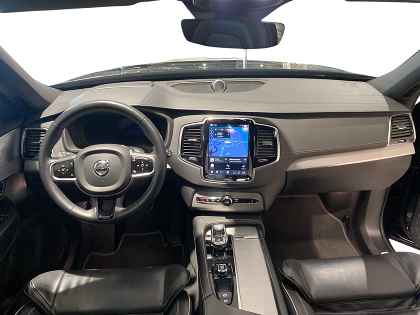 Bild 5 av Volvo XC90 7-seater Recharge T8 Ultimate Dark Edition.