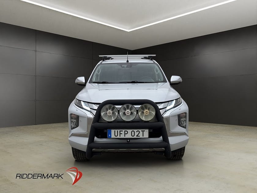 Bild 5 av Mitsubishi L200 Dubbelhytt Premium 2.2 4WD M/K-Värm Drag Diff 360° Moms