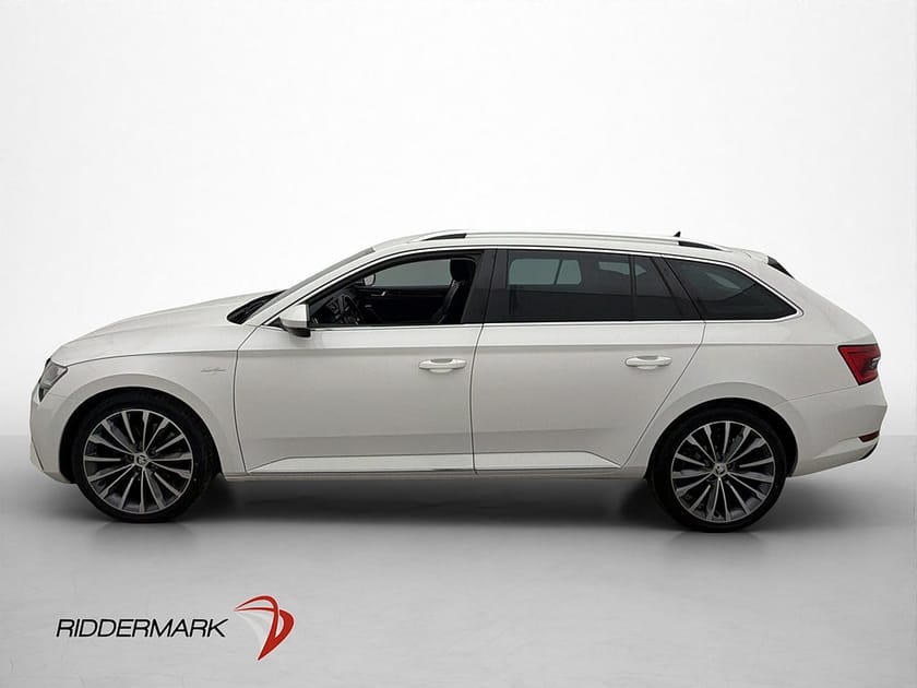 Bild 5 av Škoda Superb iV Kombi Skoda Plug In 218hk L&K Canton Värmare Kamera Drag