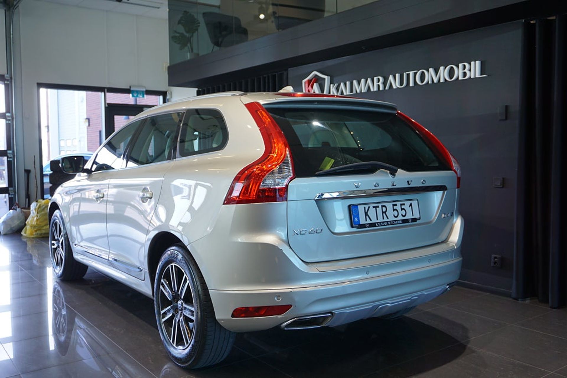 Volvo XC60 2017, bild 6/10