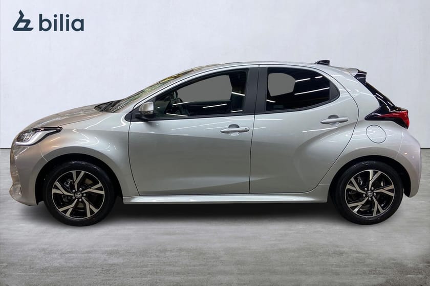 Bild 3 av Toyota Yaris Hybrid 115 1,5 5D ACTIVE PLUS SÄKERHETSPAKET