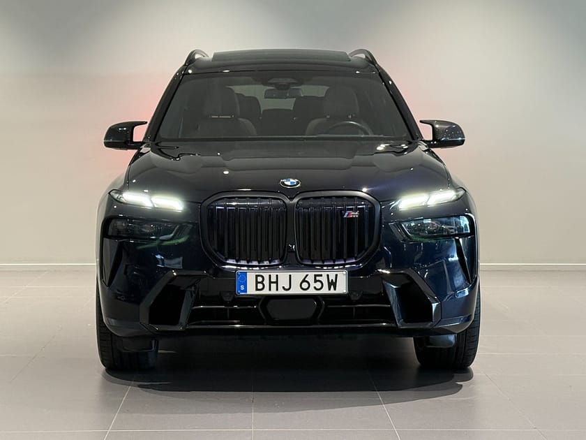 Bild 2 av BMW X7 M60i xDrive M Sport Pro Panorama Drag H/K Värmare 22"