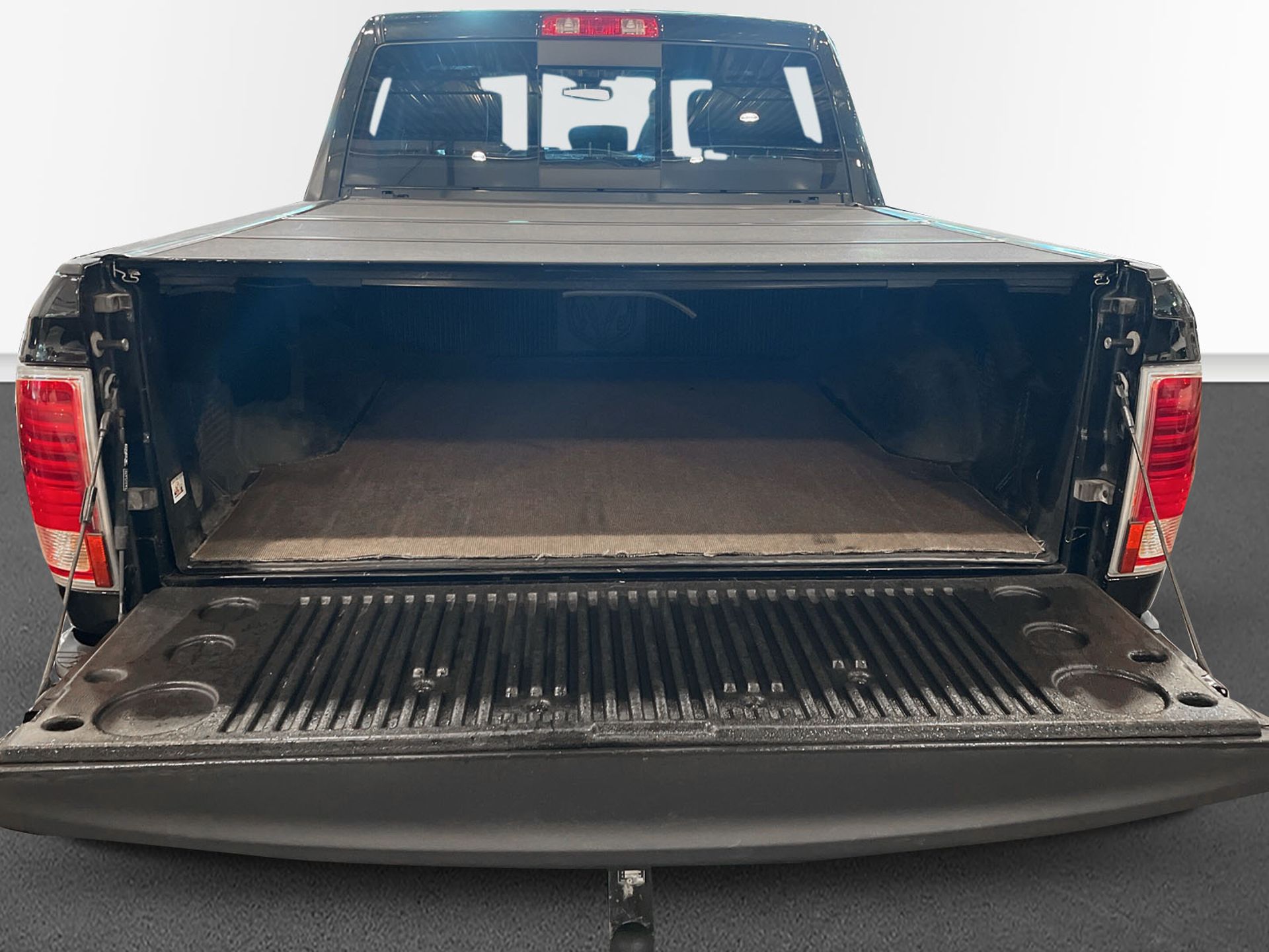 RAM 1500 5.7 V8 HEMI 4x4 TorqueFl+ 2017, bild 6/10