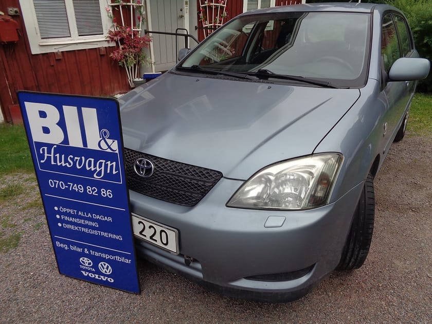 Bild 1 av Toyota Corolla 5D 1.6 VVT-i KAMKEDJA/NYBES/MVG/FULLSERV/FINANS/INBYTE