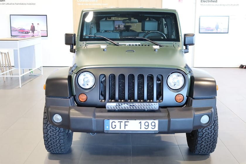 Bild 3 av Jeep Wrangler Unlimited Unlimitid 3.8 V6 AWD 199hk | Dragkrok |