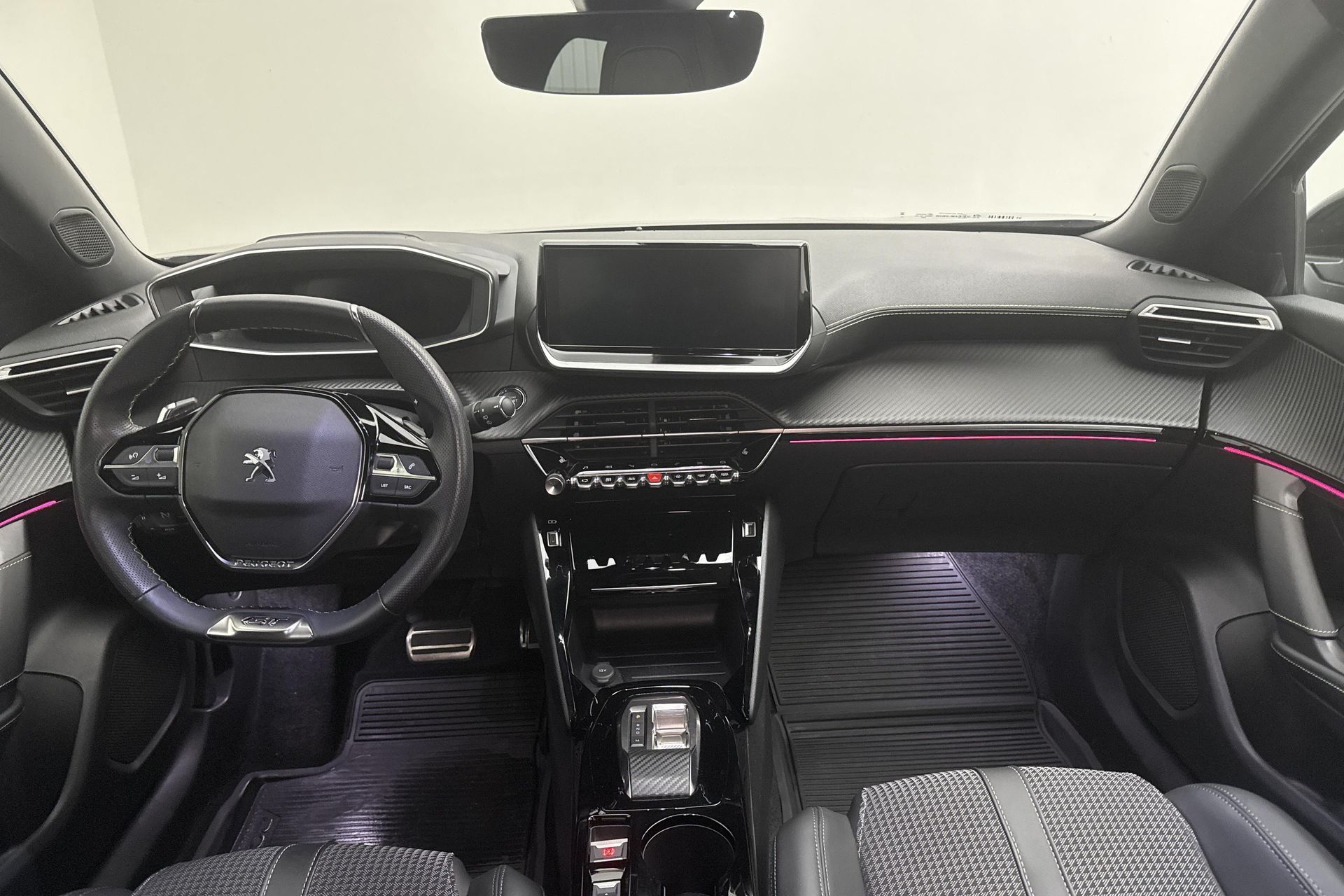 Peugeot 2008 1.2 PureTech 130 2023, bild 7/10