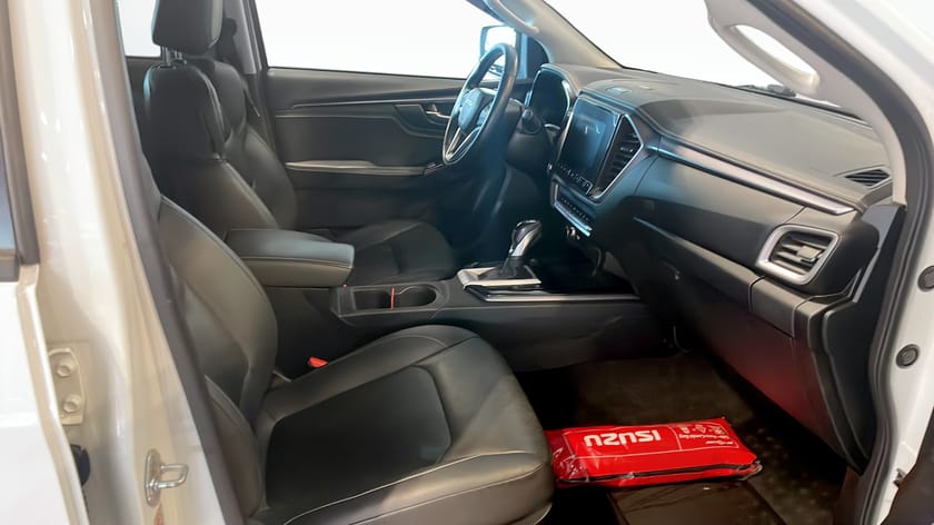 Bild 3 av Isuzu D-Max Crew Cab XRL 1.9 CNG 4WD AT 163hk