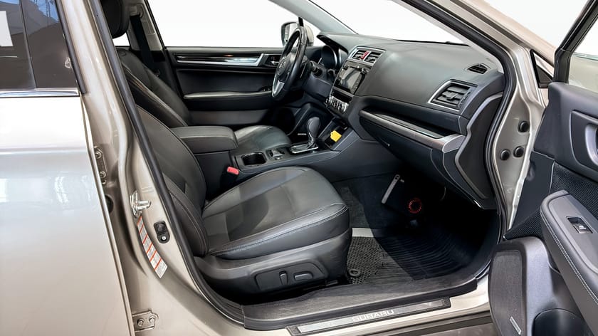 Bild 3 av Subaru Outback Legacy | Adaptiv Farth. | Drag | Kamera | 150hk