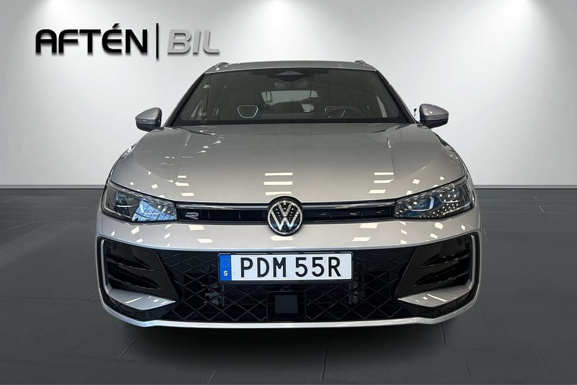 Bild 3 av Volkswagen Passat Sportscombi 2.0 TDI 4Motion R-Line **SE SPEC**
