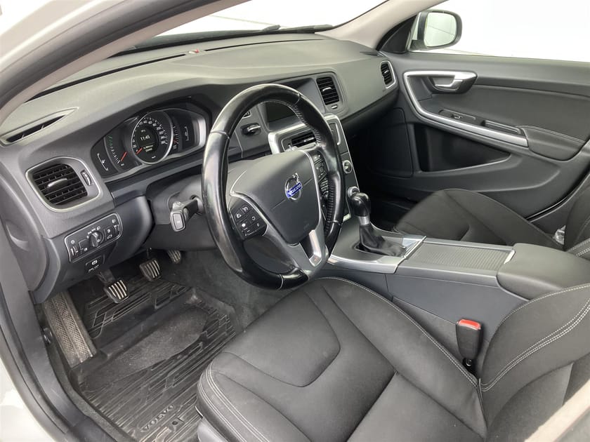 Bild 4 av Volvo V60 D2 Drag Låg Skatt