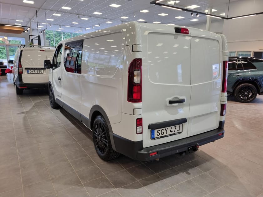 Bild 3 av Renault Trafic Skåpbil Dubbelhytt SN 6-personers Drag Värmare