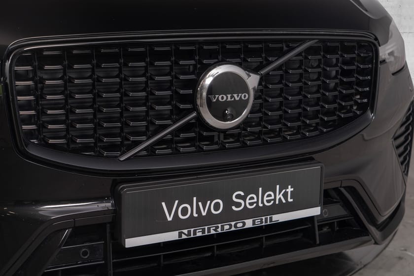 Bilde 4 av Volvo XC60 Plus Dark. Harman Kardon/Soltak/Aktive lys/VOC