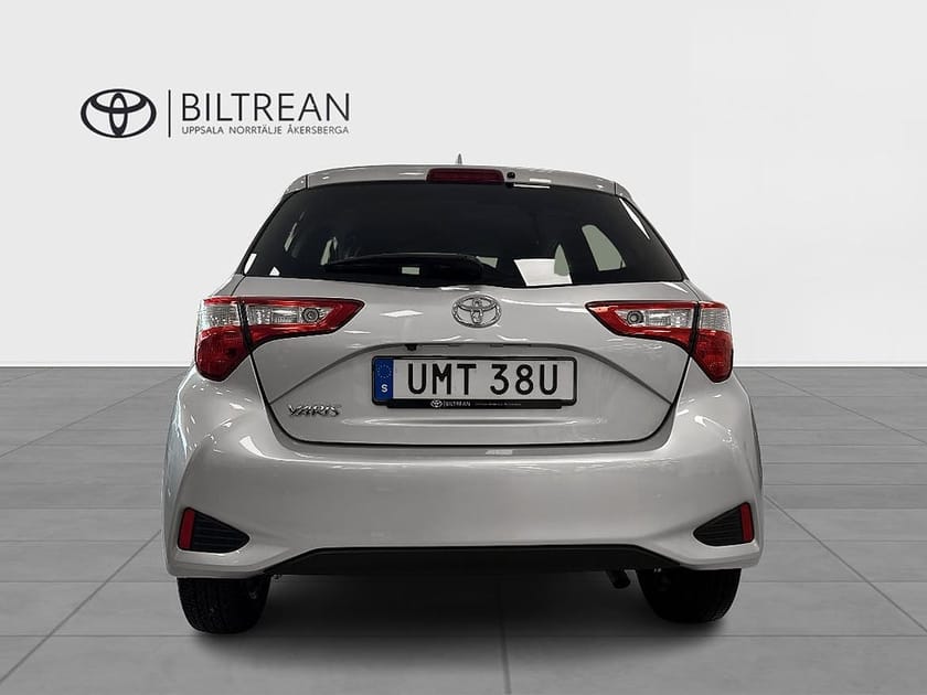 Bild 5 av Toyota Yaris 5-dörrar 1.5 VVT-iE Y20 - Vinterhjul