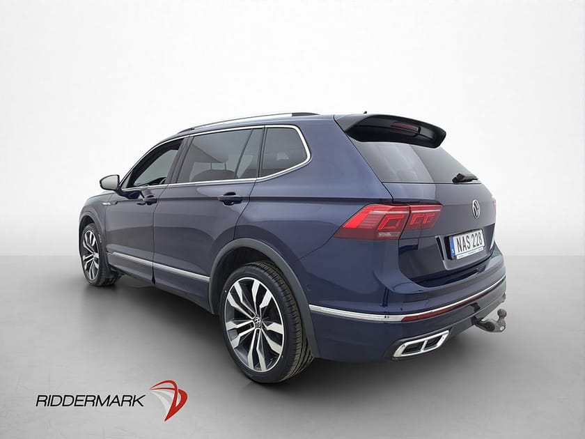 Bild 5 av Volkswagen Tiguan Allspace 7-sätes 2.0 TDI 4M R-Line 7-Sits Cockpit