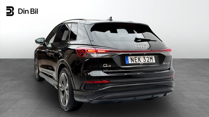 Bild 3 av Audi Q4 50 e-tron quattro 299HK S-Line PANO Black Optik