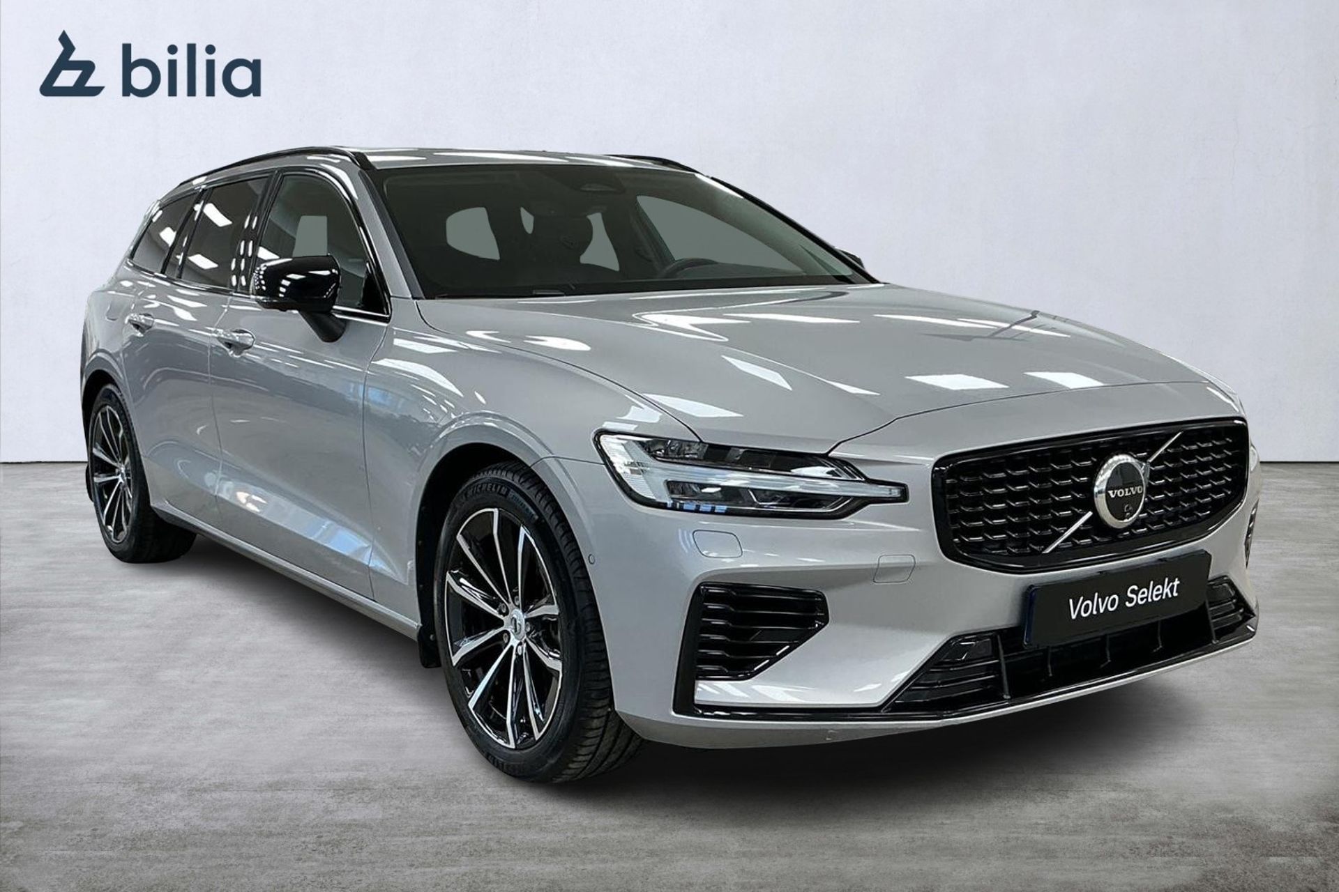 Volvo V60 2025, photo 7/10