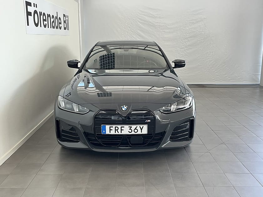 Bild 2 av BMW i4 M60 xDrive Gran Coupé Drag 19" H/K Rattvärme Comfort Access