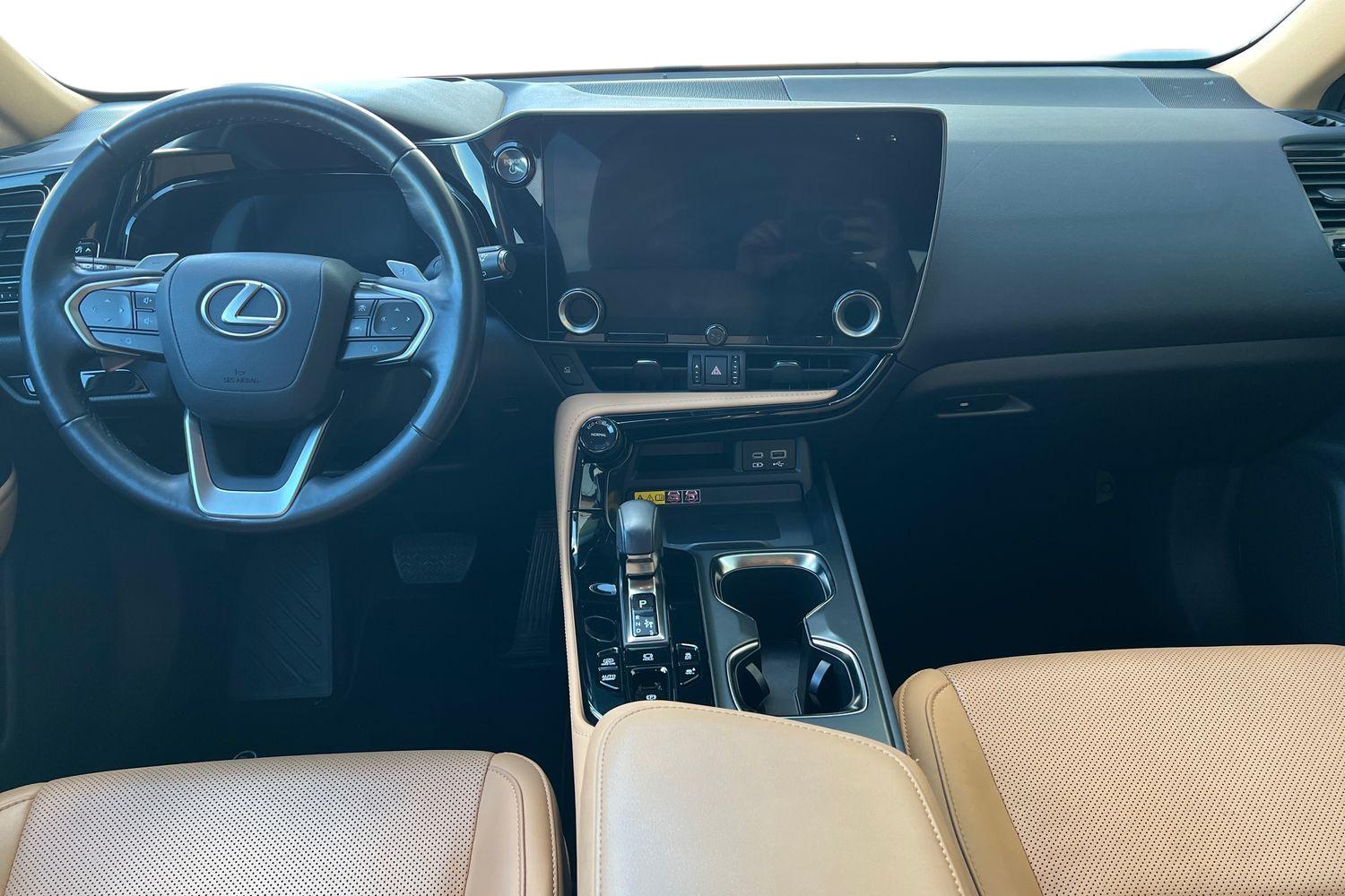 Lexus NX 450h+ E-CVT, 309hp, 2023